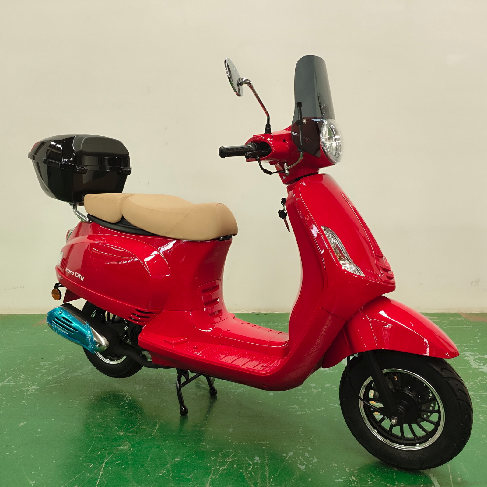 Euro City Motor Scooter
